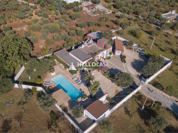 Villa di Lusso con piscina a Monopoli